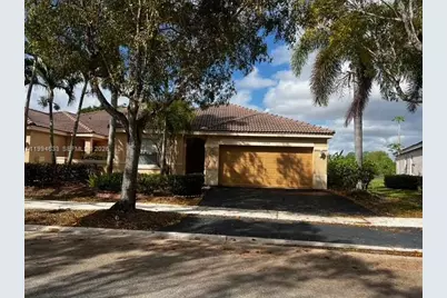 1852 Andromeda Ln, Weston, FL 33327 - Photo 3