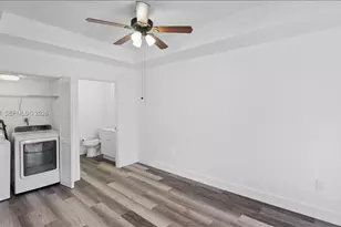 8625 SW 152nd Ave, Miami, FL 33193 - Photo 25