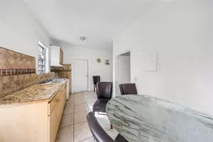 2223 NW 3rd St, Miami, FL 33125 - Photo 13