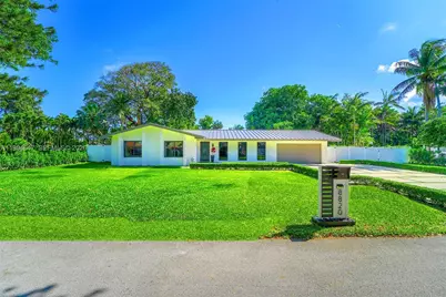 8820 SW 182nd Ter, Palmetto Bay, FL 33157 - Photo 1
