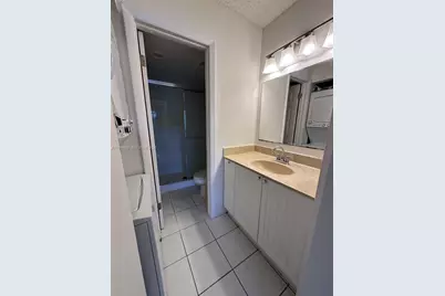10003 Winding Lake Rd #103, Sunrise, FL 33351 - Photo 7