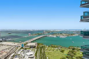 900 Biscayne Blvd, Miami, FL 33132 - Photo 11
