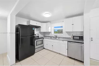 9375 Fontainebleau Blvd #L301, Miami, FL 33172 - Photo 7