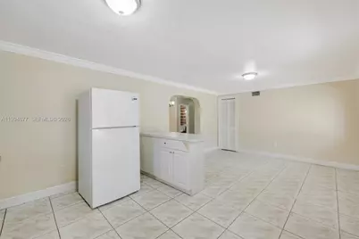 674 W 23rd St, Hialeah, FL 33010 - Photo 15