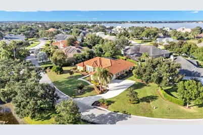 237 McLean Point, Winter Haven, FL 33884 - Photo 3