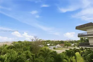 555 NW 4th Ave, Boca Raton, FL 33432 - Photo 11