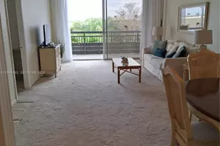 555 NW 4th Ave, Boca Raton, FL 33432 - Photo 5