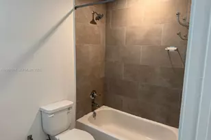 420 SW 7th Ave, Miami, FL 33130 - Photo 13