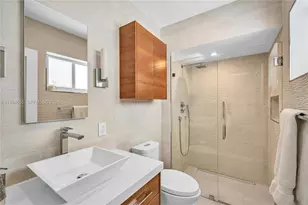 8541 SW 87th Ct, Miami, FL 33173 - Photo 21