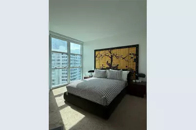 300 S Pointe Dr #2106, Miami Beach, FL 33139 - Photo 13