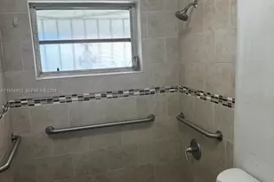 2734 SW 30th Ct, Miami, FL 33133 - Photo 5