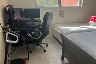 1700 NE 191st St, Miami, FL 33179 - Photo 3