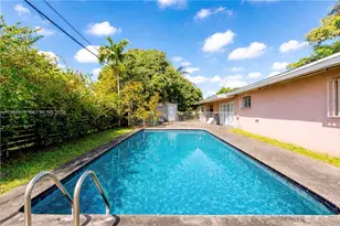 780 NE 155th St, Miami, FL 33162 - Photo 19