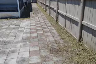 109 SW 1st Ave, Hallandale Beach, FL 33009 - Photo 29