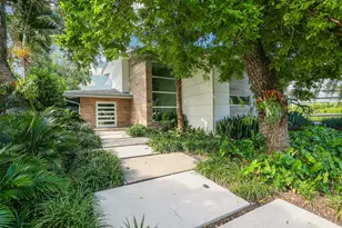 79 W Shore Dr, Miami, FL 33133 - Photo 1