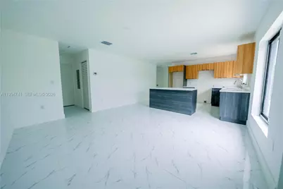 1112 NW 81st St, Miami, FL 33150 - Photo 13