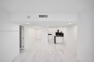 3625 N Country Club Dr, Aventura, FL 33180 - Photo 53