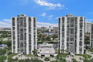 3625 N Country Club Dr, Aventura, FL 33180 - Photo 61