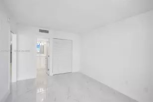 3625 N Country Club Dr, Aventura, FL 33180 - Photo 25