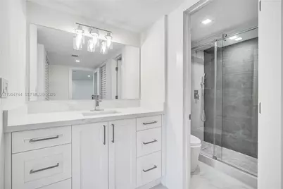 3625 N Country Club Dr #2310, Aventura, FL 33180 - Photo 13