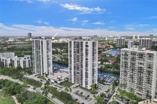 3625 N Country Club Dr, Aventura, FL 33180 - Photo 55