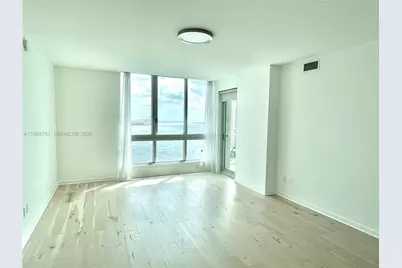 300 S Biscayne Blvd #T-2012, Miami, FL 33131 - Photo 7