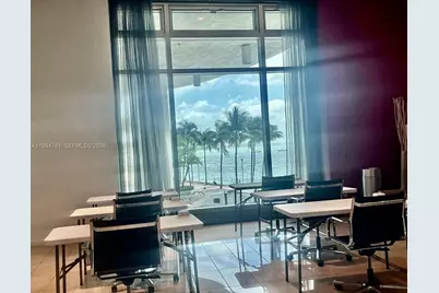 300 S Biscayne Blvd #T-2012, Miami, FL 33131 - Photo 23