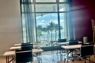 300 S Biscayne Blvd, Miami, FL 33131 - Photo 23