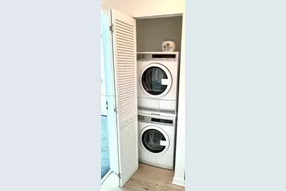 300 S Biscayne Blvd #T-2012, Miami, FL 33131 - Photo 19