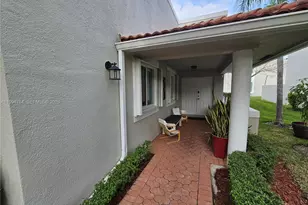 4523 NW 98th Ave, Doral, FL 33178 - Photo 3