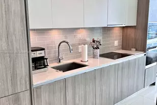 2900 NE 7th Ave, Miami, FL 33137 - Photo 9