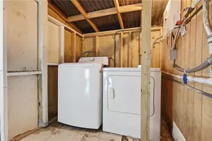 1664 NE 179th St, North Miami Beach, FL 33162 - Photo 9