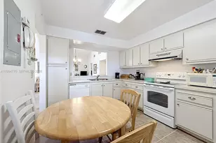 3007 Clubview Dr, Orlando, FL 32822 - Photo 17