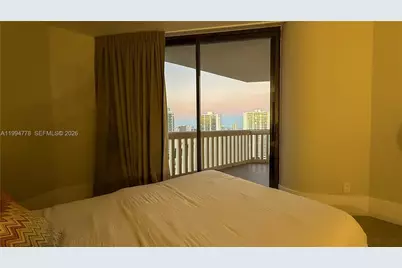 2000 Island Blvd #2404, Aventura, FL 33160 - Photo 23