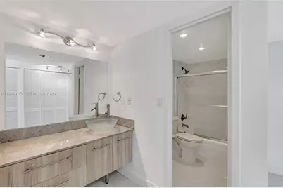 2333 Brickell Ave #305, Miami, FL 33129 - Photo 19