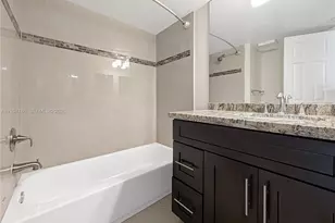 10501 W Broward Blvd, Plantation, FL 33324 - Photo 17