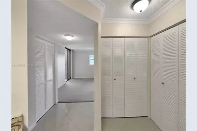 10501 W Broward Blvd #408, Plantation, FL 33324 - Photo 15