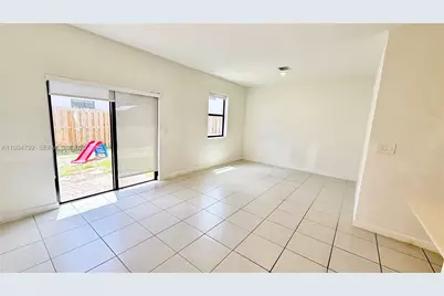11910 SW 245 Terr #11910, Homestead, FL 33032 - Photo 7