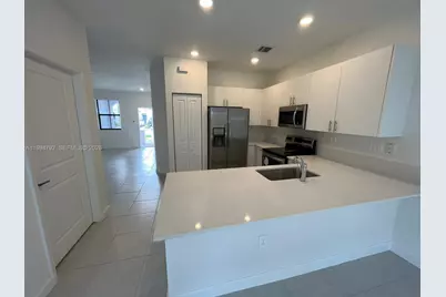 11910 SW 245 Terr #11910, Homestead, FL 33032 - Photo 3