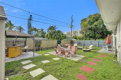 7544 Adventure Ave, North Bay Village, FL 33141 - Photo 17