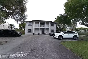 14140 NE 2nd Ct, Miami, FL 33161 - Photo 13