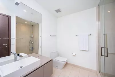 1000 Brickell Plz #PH5004, Miami, FL 33131 - Photo 17