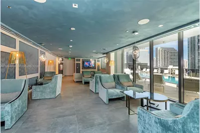 1000 Brickell Plz #PH5004, Miami, FL 33131 - Photo 43