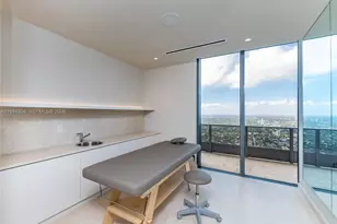 1000 Brickell Plaza, Miami, FL 33131 - Photo 37