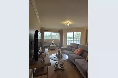 13705 SW 12th St #202B, Pembroke Pines, FL 33027 - Photo 5