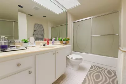 12500 SW 5th Ct #112M, Pembroke Pines, FL 33027 - Photo 9