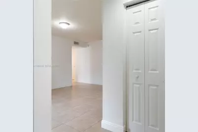 875 Riverside Dr #715, Coral Springs, FL 33071 - Photo 3