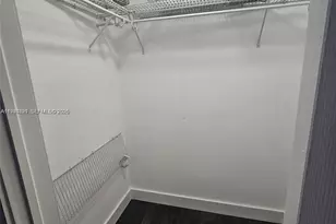 6055 W 19th, Hialeah, FL 33012 - Photo 7