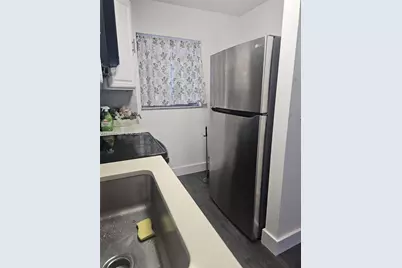 6055 W 19th #209, Hialeah, FL 33012 - Photo 5