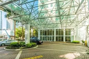 41 SE 5th St, Miami, FL 33131 - Photo 5